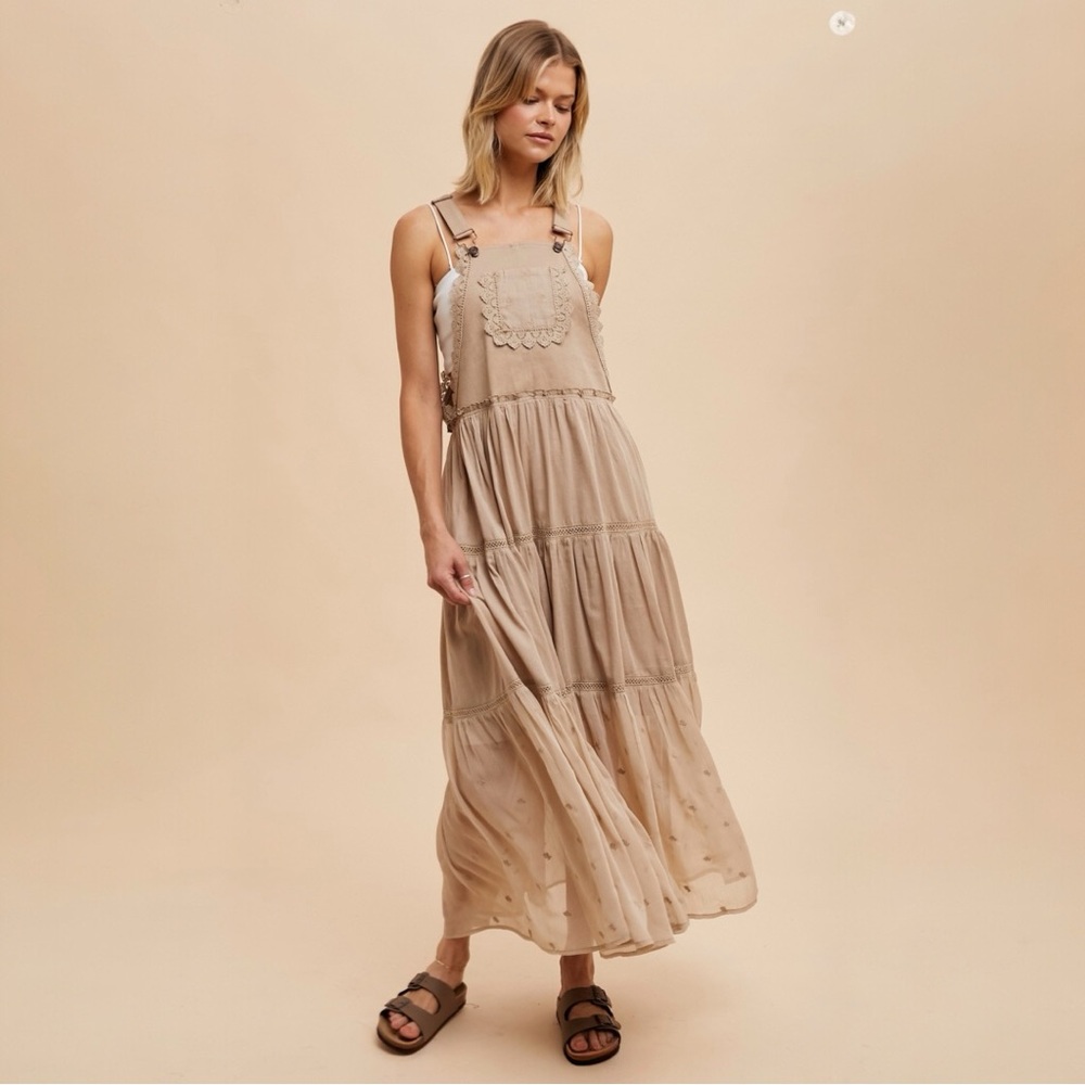 Boho maxi floral embroidered dress